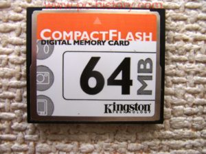 Kingston_CompactFlash_64-MB